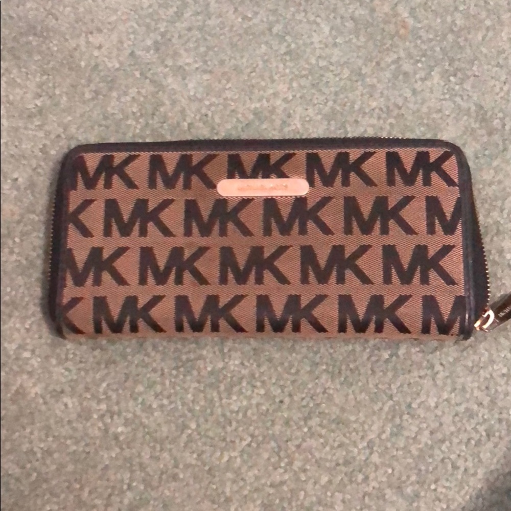 Authentic Michael kors wallet